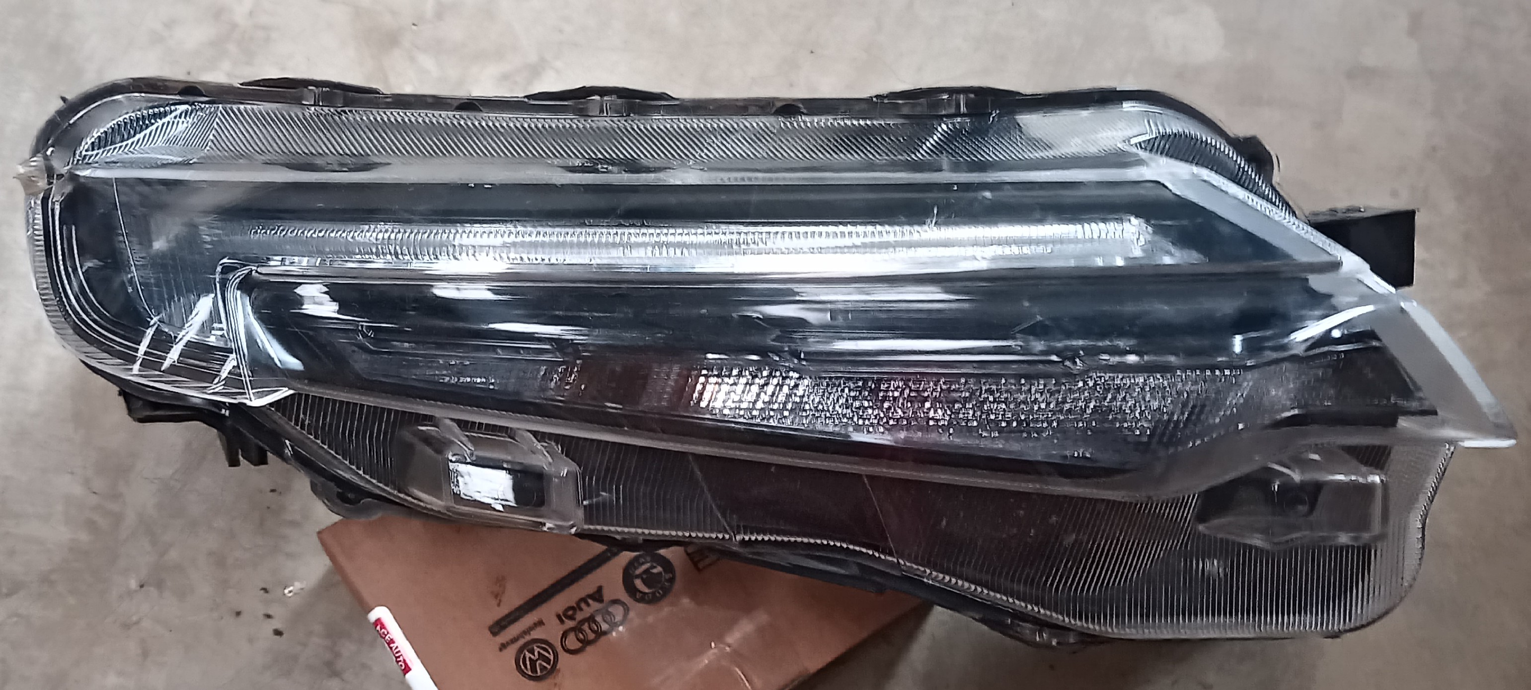 RIGHT DAY LIGHT HEADLAMP