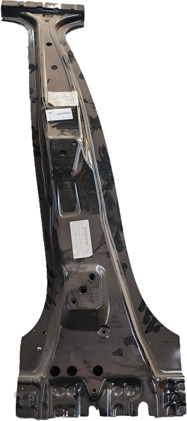 G05 X5 B-PILLAR RIGHT