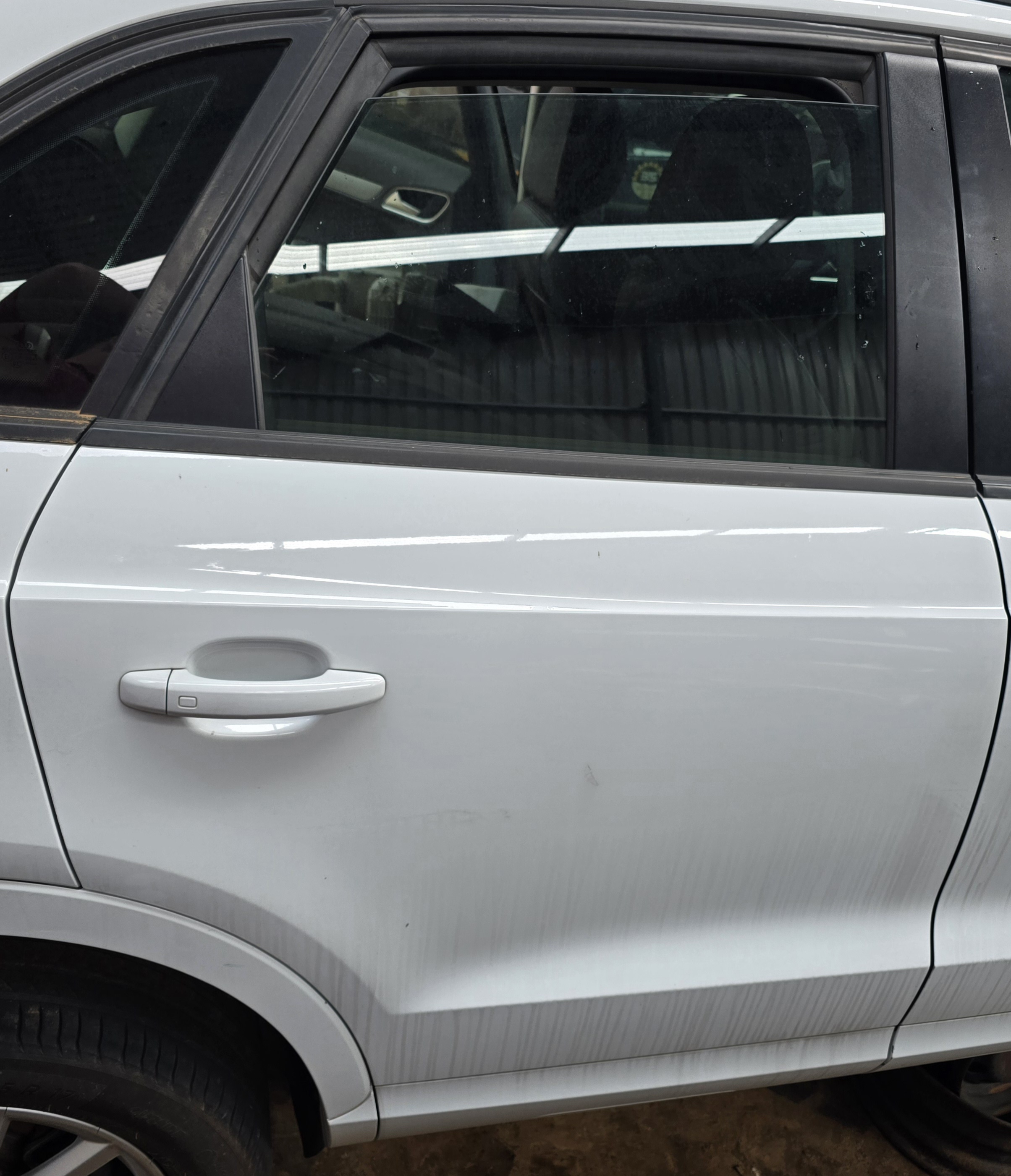 Q3 RIGHT REAR DOOR SHELL