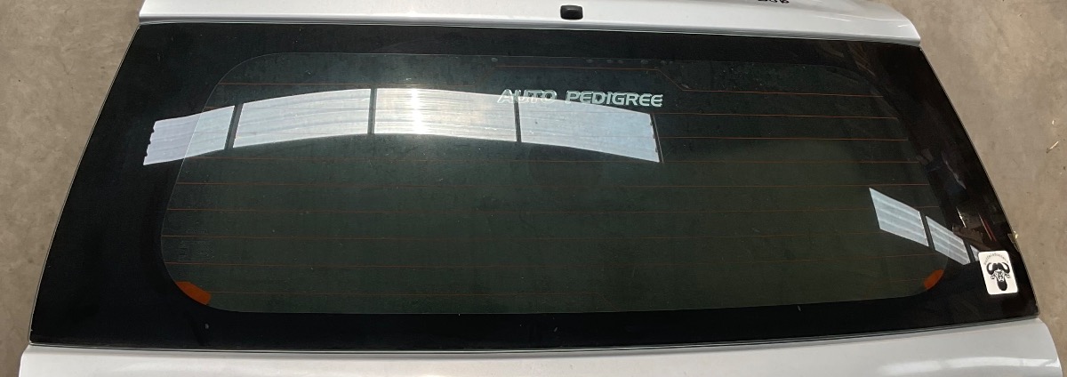 ETIOS TAILGATE GLASS