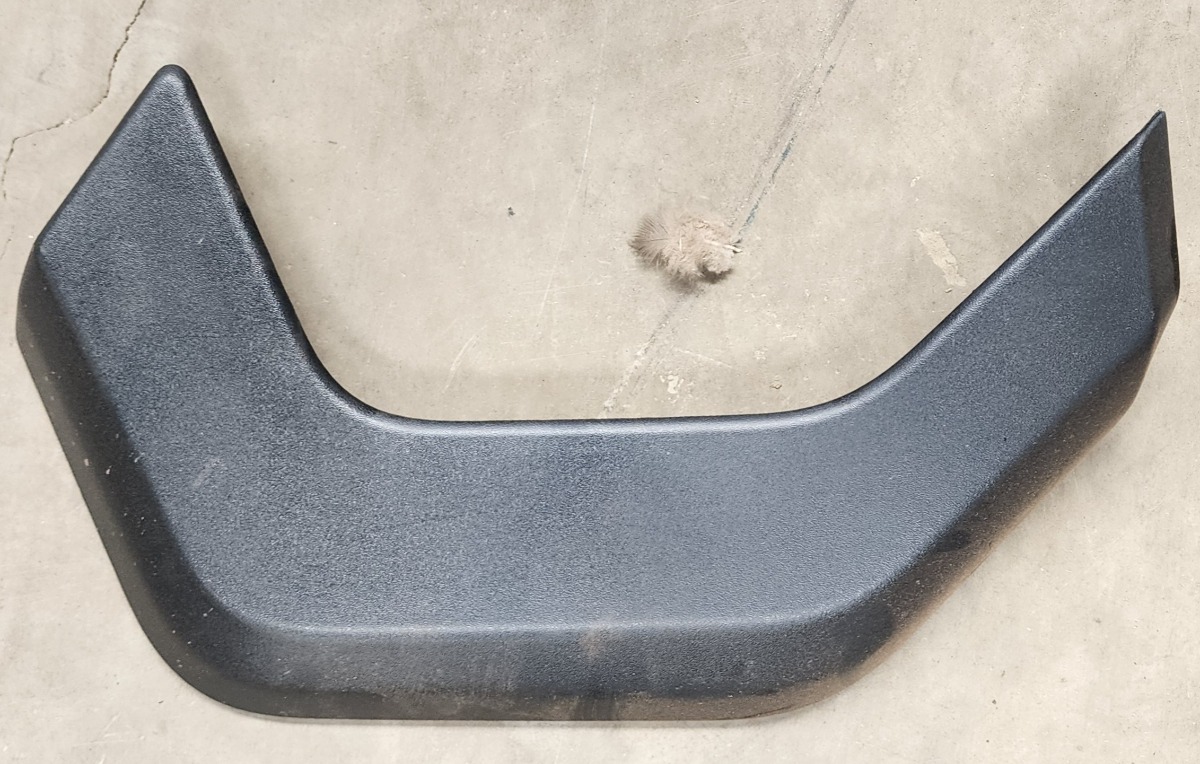 KIGER INNER DOOR TRIM