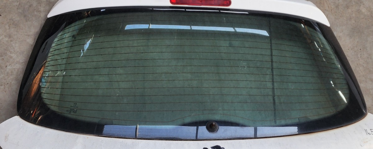207 TAILGATE GLASS