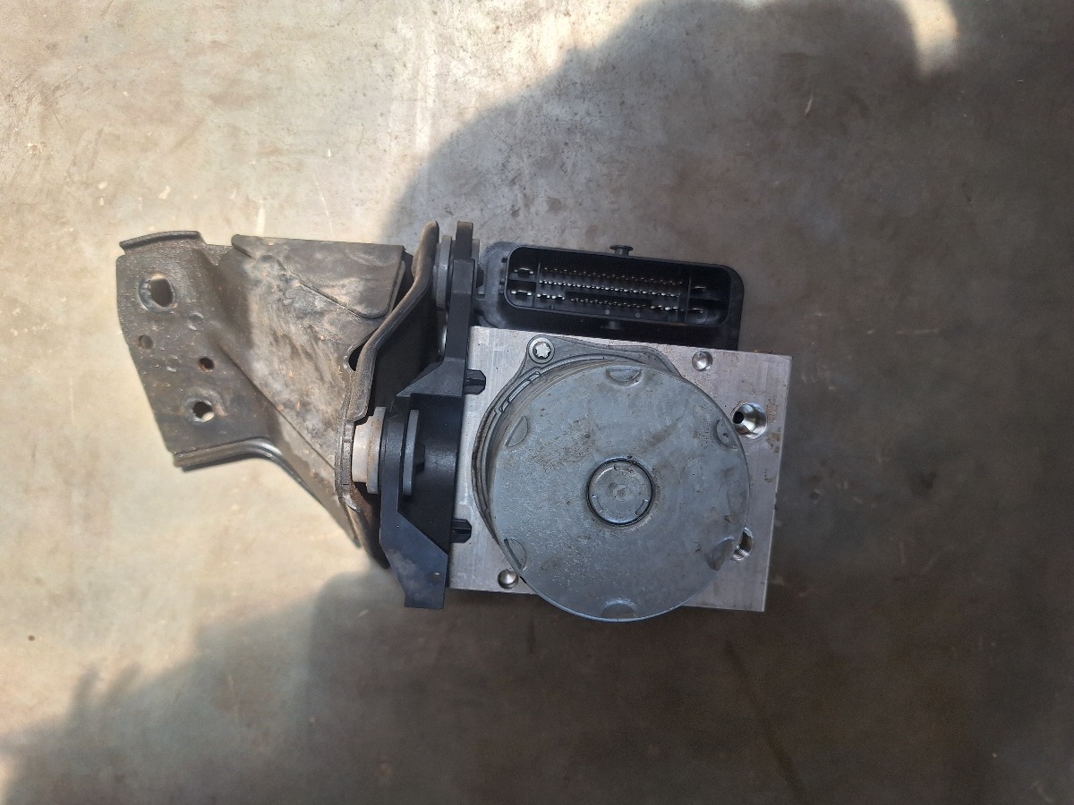 POLO MK 8/9 ABS PUMP