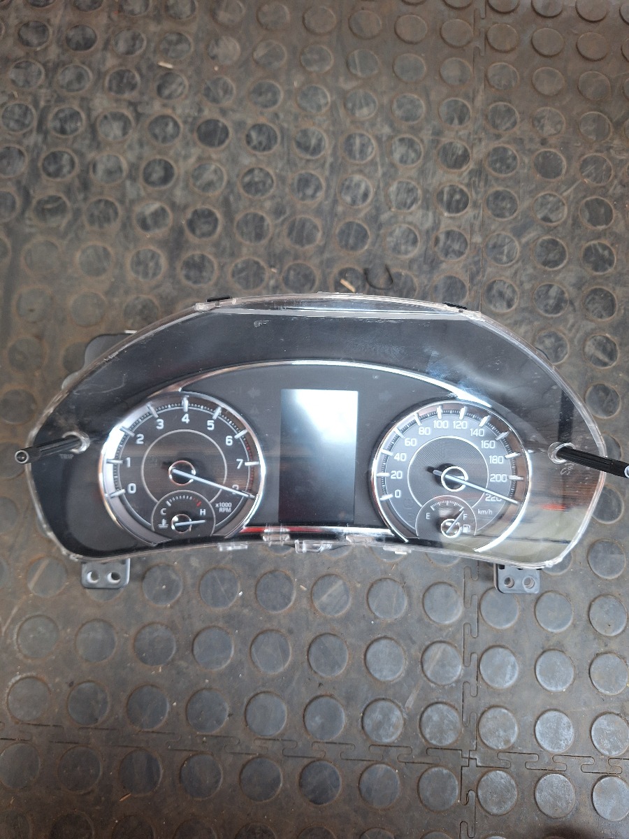 STARLET CROSS SPEEDO CLUSTER