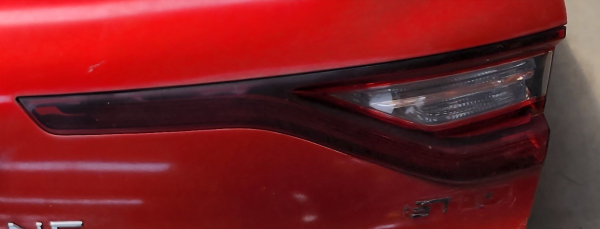 MEGANE IV RIGHT REAR INNER TAILLIGHT