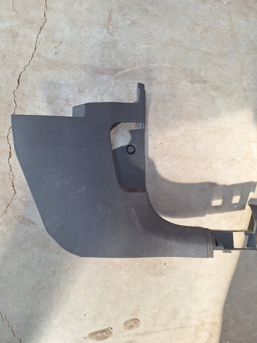 POLO MK 8/9 RIGHT A PILLAR LOWER TRIM COVER