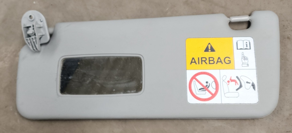 SWIFT LEFT SUNVISOR