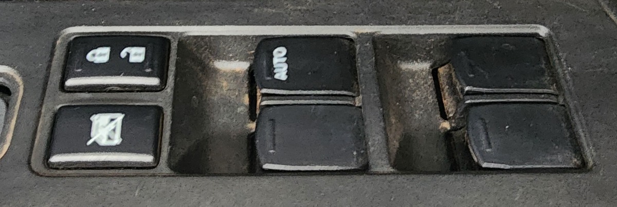 SWIFT DRIVER DOOR WINDOW SWITCH