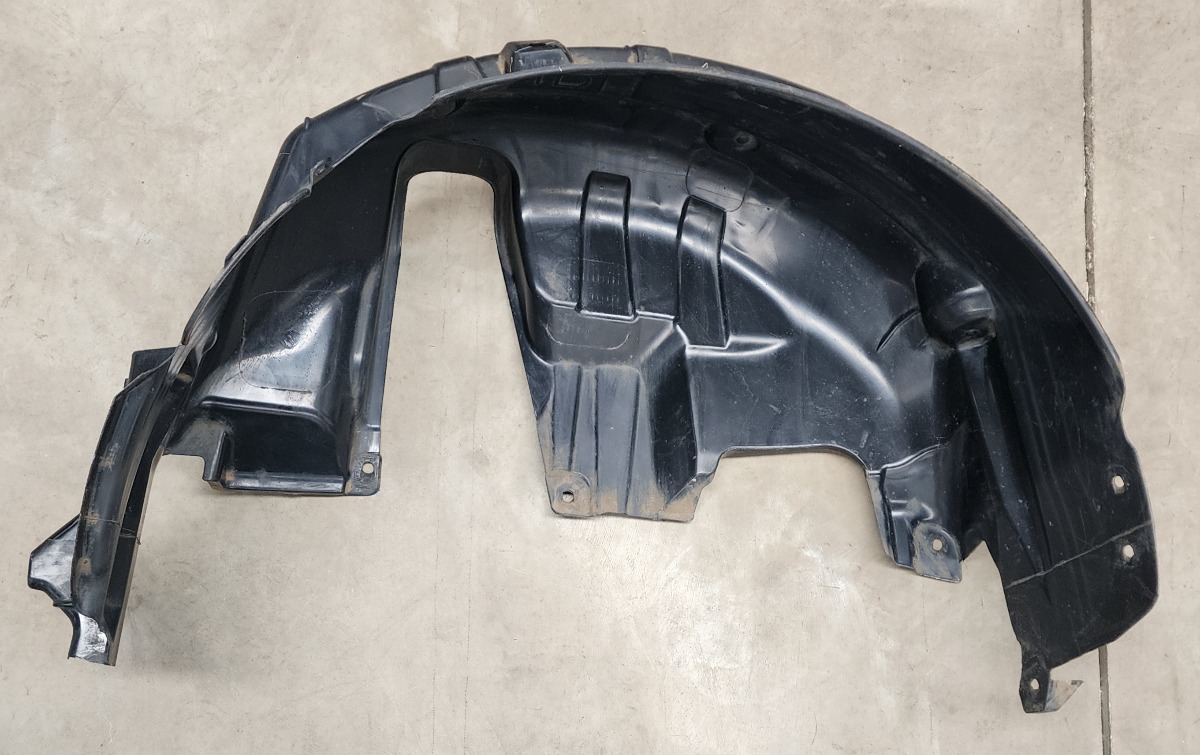 SWIFT RIGHT REAR FENDER LINER