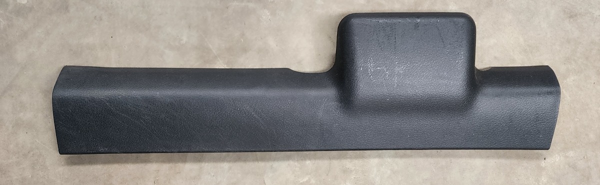 SWIFT LEFT FRONT DOOR SCUFF