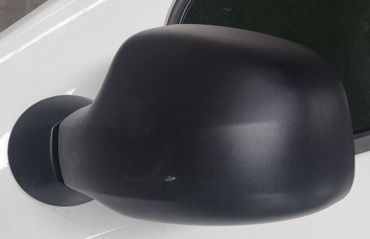 NP200 LEFT MIRROR MANUAL