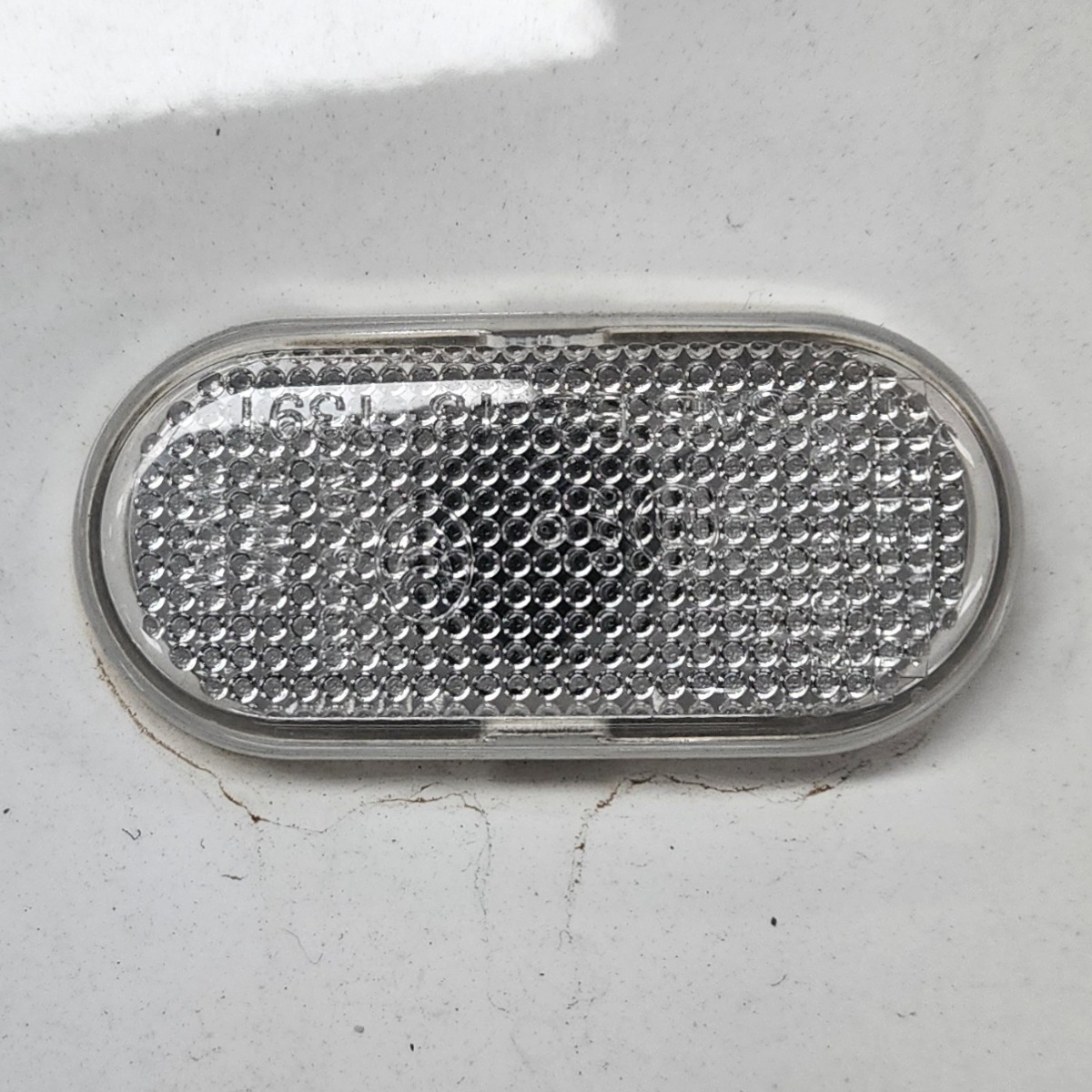 NP200 LEFT MARKER LIGHT