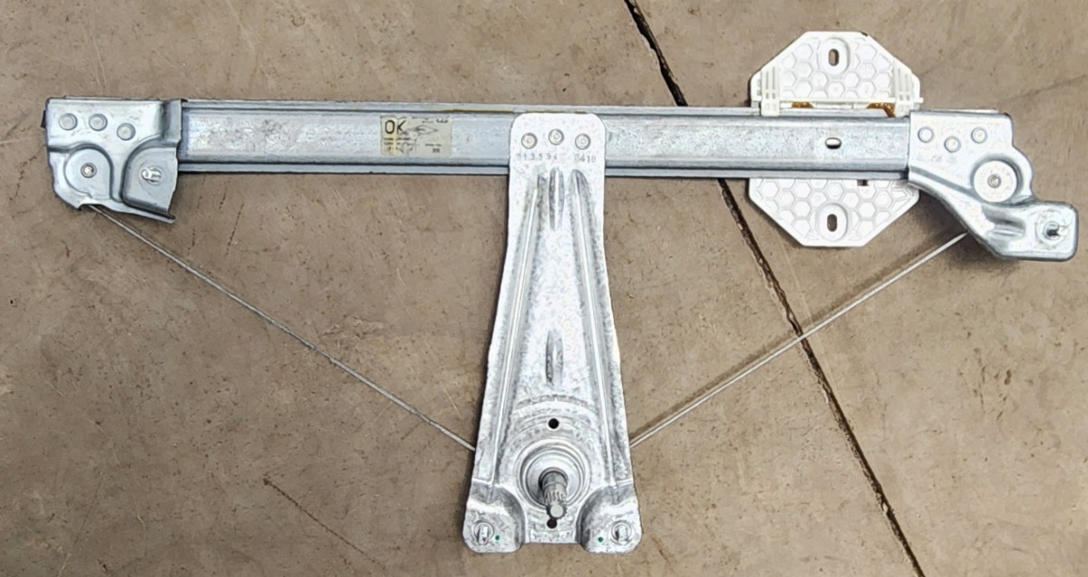 Sandero II Window Lifter Right Rear