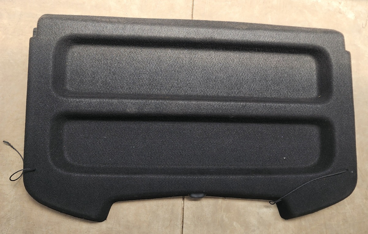"Sandero II Rear Parcel Shelf