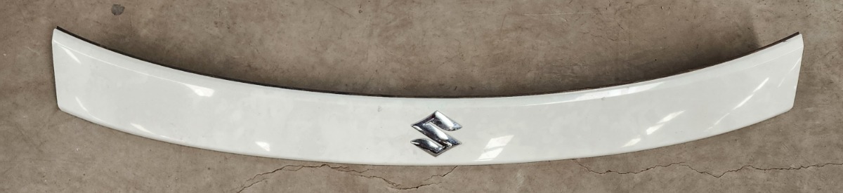 FRONX REAR UPPER MOULDING