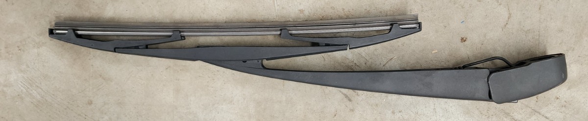 FRONX REAR BOOT WIPER ARM