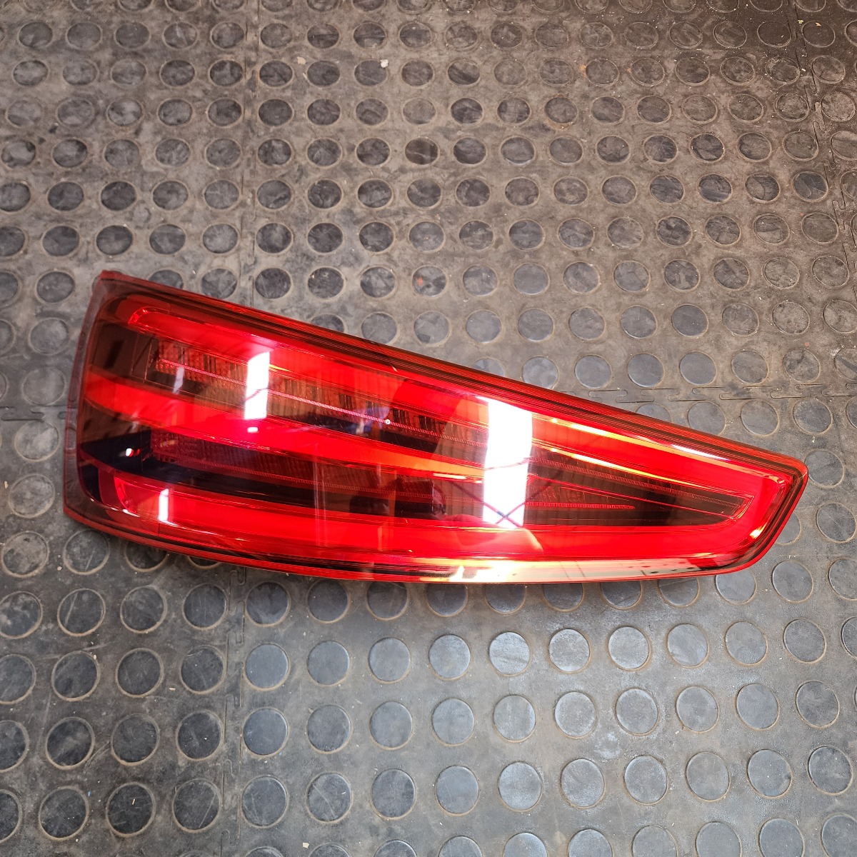 Q3 Tail Lamp Left Rear LED