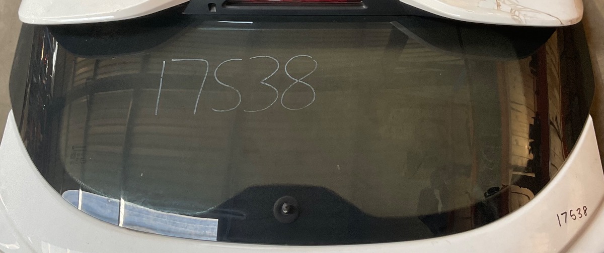 KIGER REAR WINDSCREEN