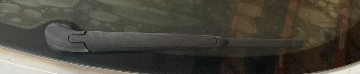 I30 REAR WIPER ARM