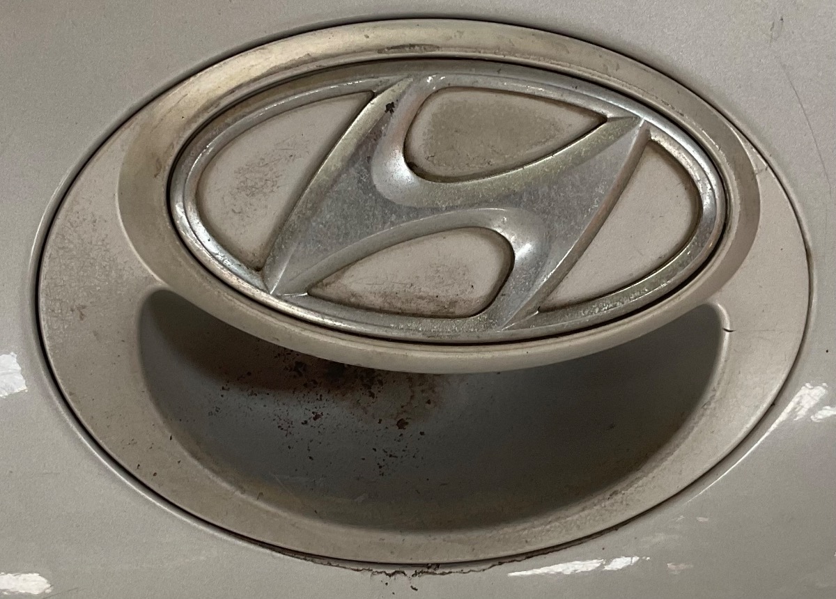 I20 TAILGATE HANDLE