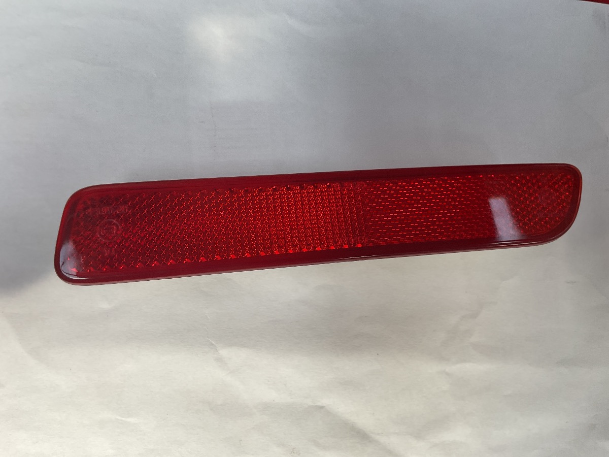 STARLET Right Rear Reflector