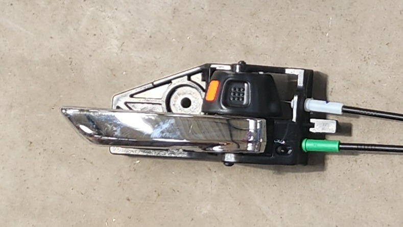 SWIFT RIGHT REAR INNER DOOR HANDLE