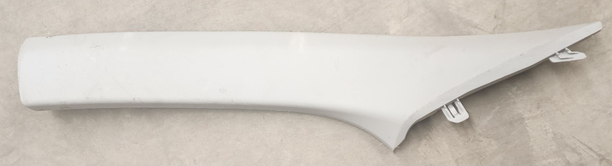 KIGER LEFT A-PILLAR TRIM