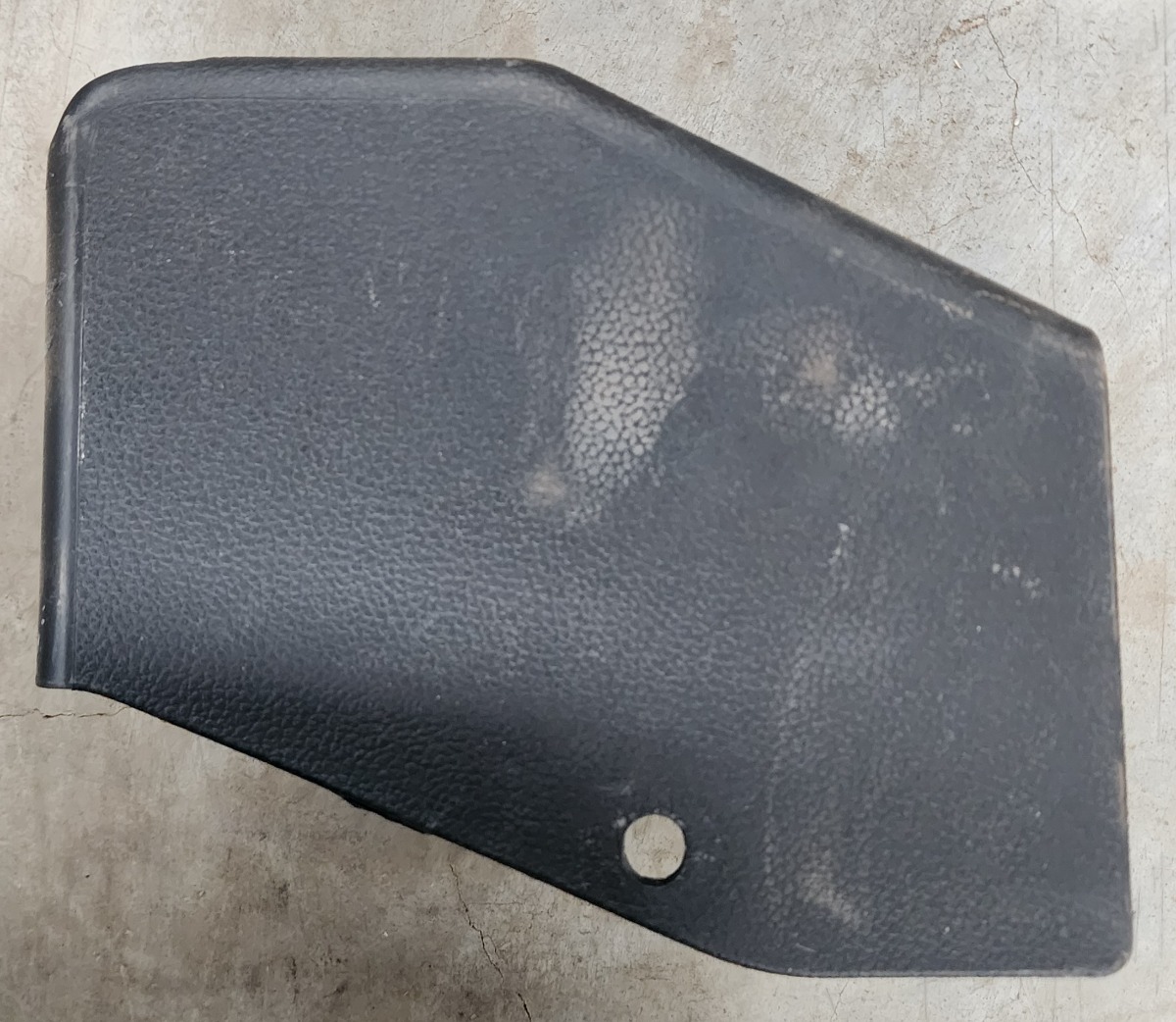 KIGER LOWER INTERRIOR COVER