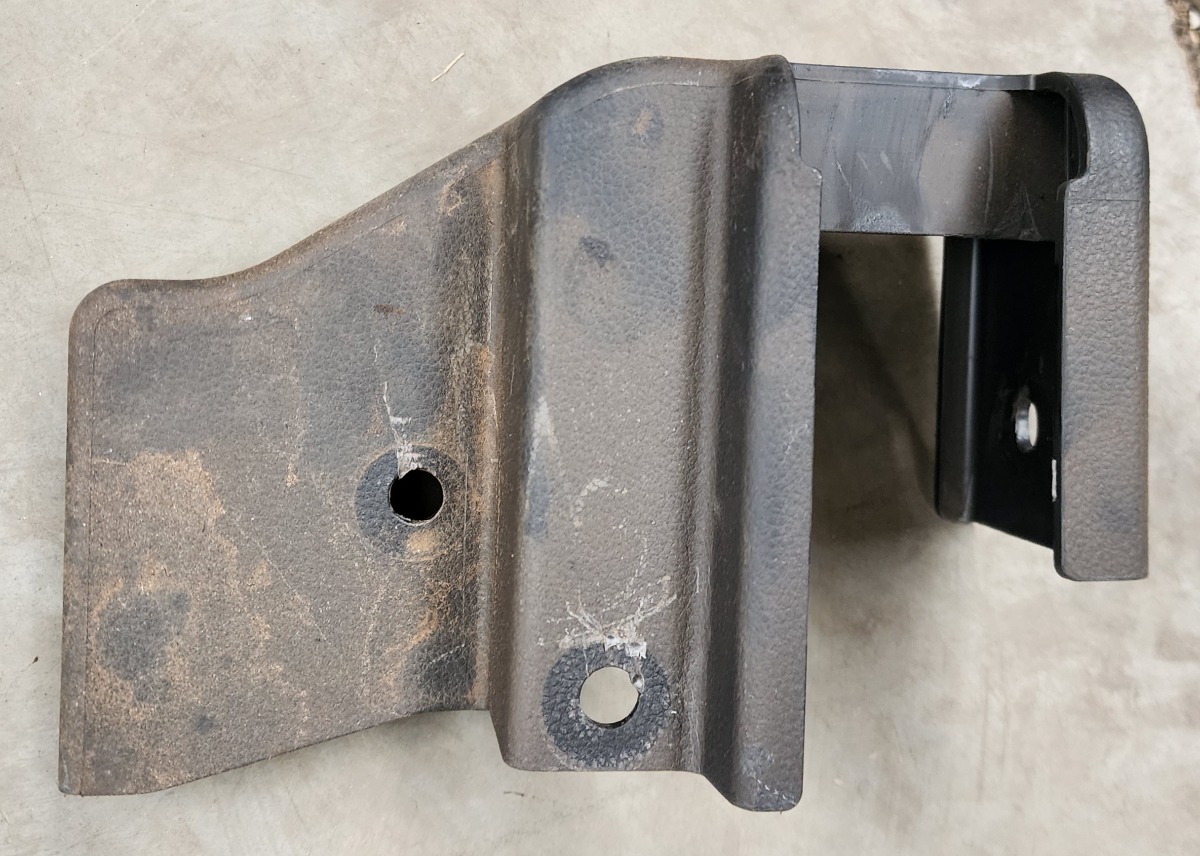 KIGER SEAT RAIL COVER