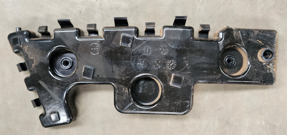 KIGER Bumper Bracket Right Rear