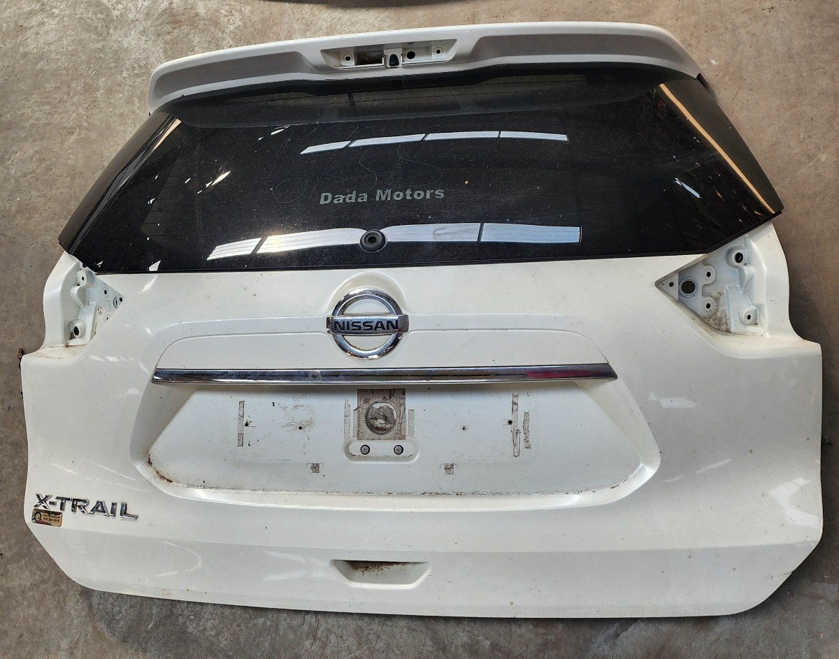 X-TRAIL TAILGATE (SHELL)