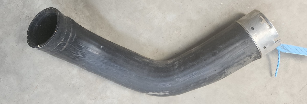 SANDERO 900T INTERCOOLER PIPE
