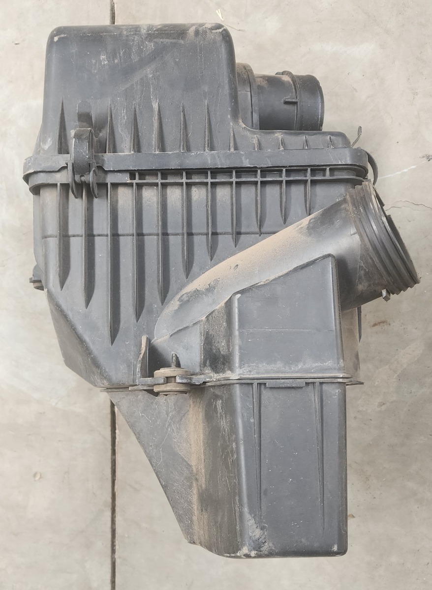 H-1 2.5CRDI Air Filter Housing Assy