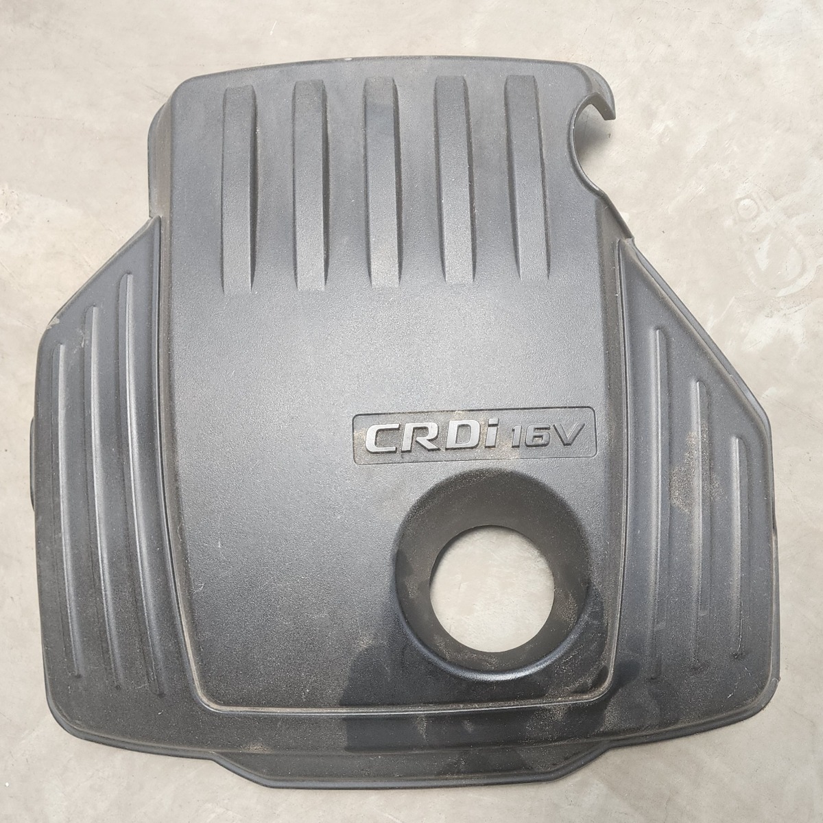 H-1 2.5 CRDI Engine Cover