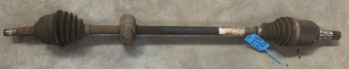 NP200 1.6I Drive Shaft Right