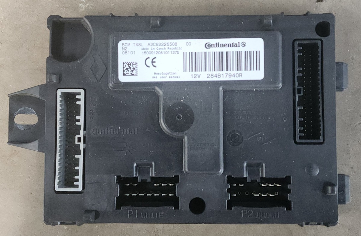 SANDERO II CENTRAL LOCKING UNIT