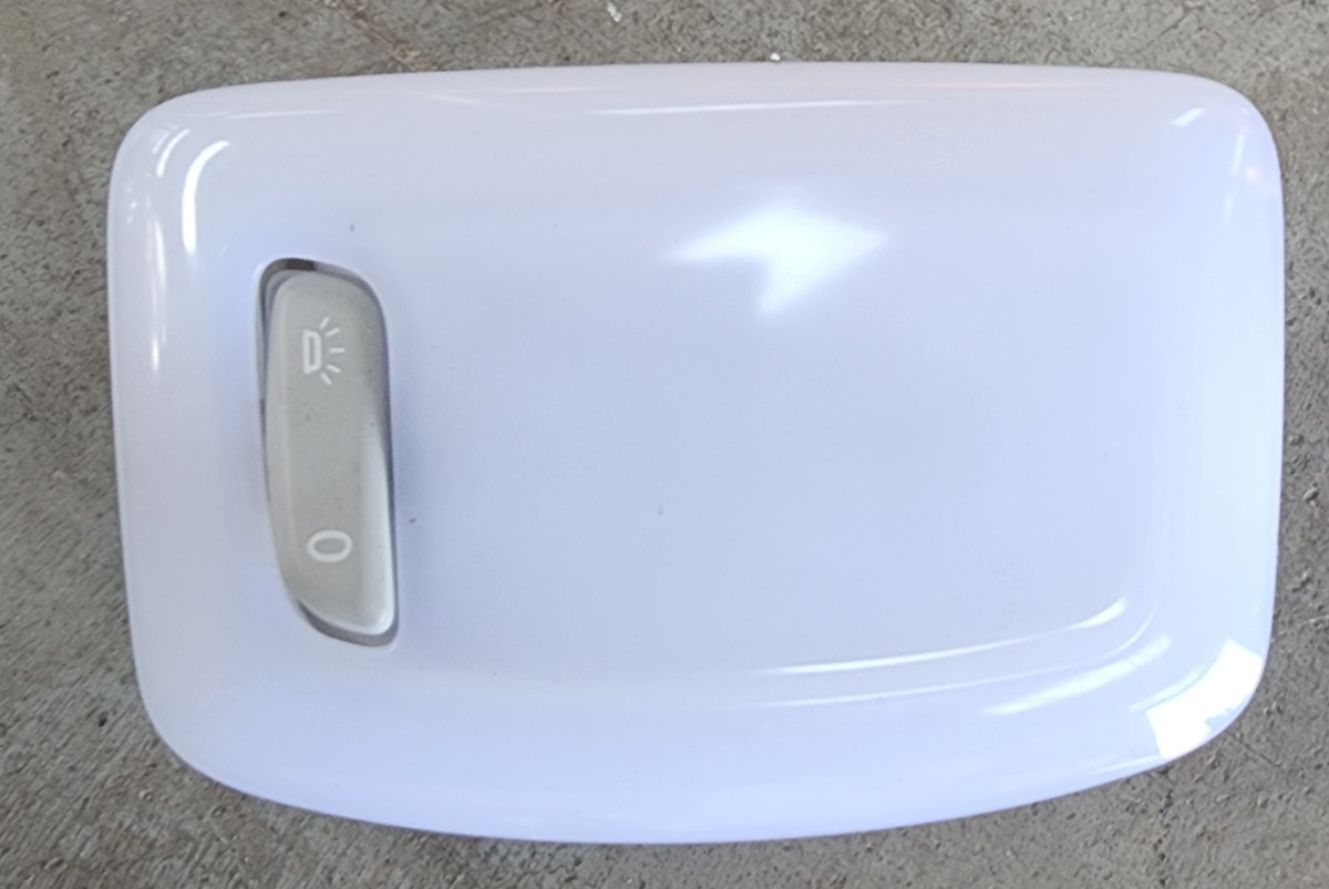KIGER REAR DOME LIGHT