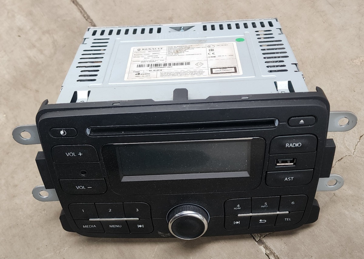SANDERO II RADIO