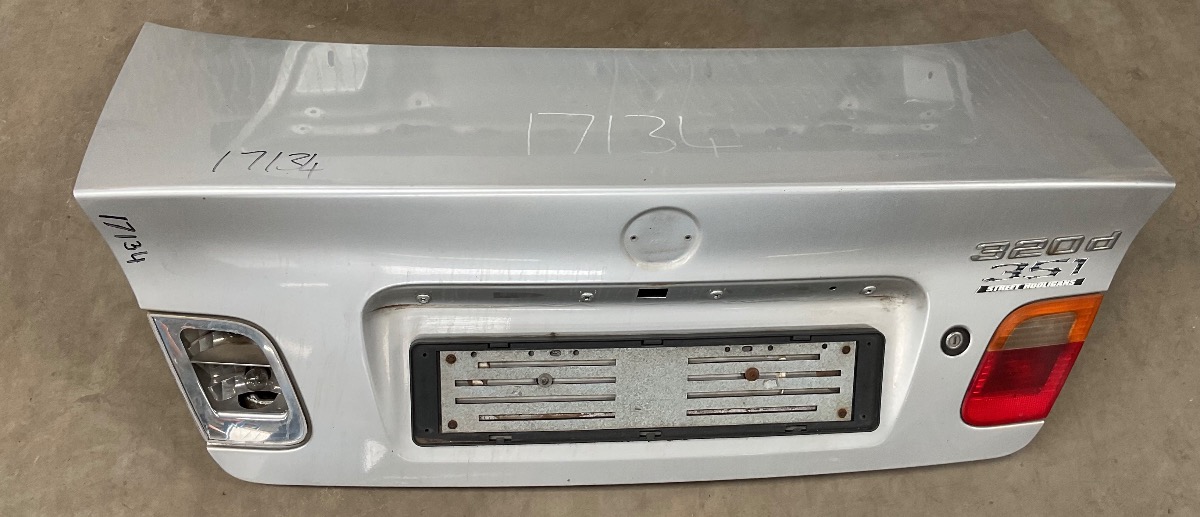 E46 BOOTLID (SHELL)