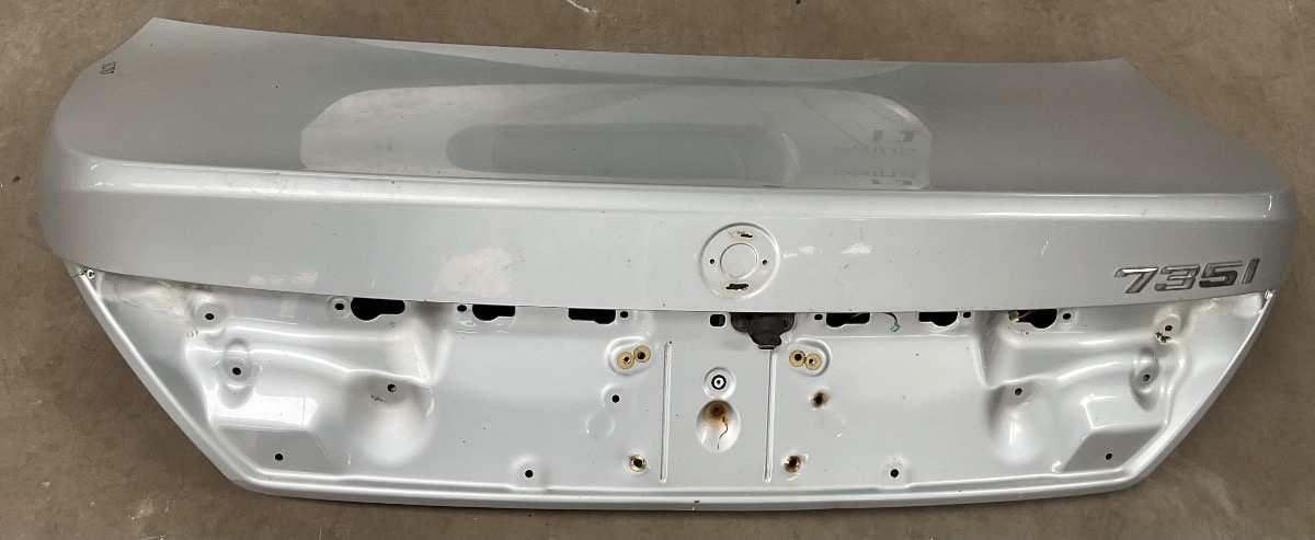 E65 BOOT LID SHELL