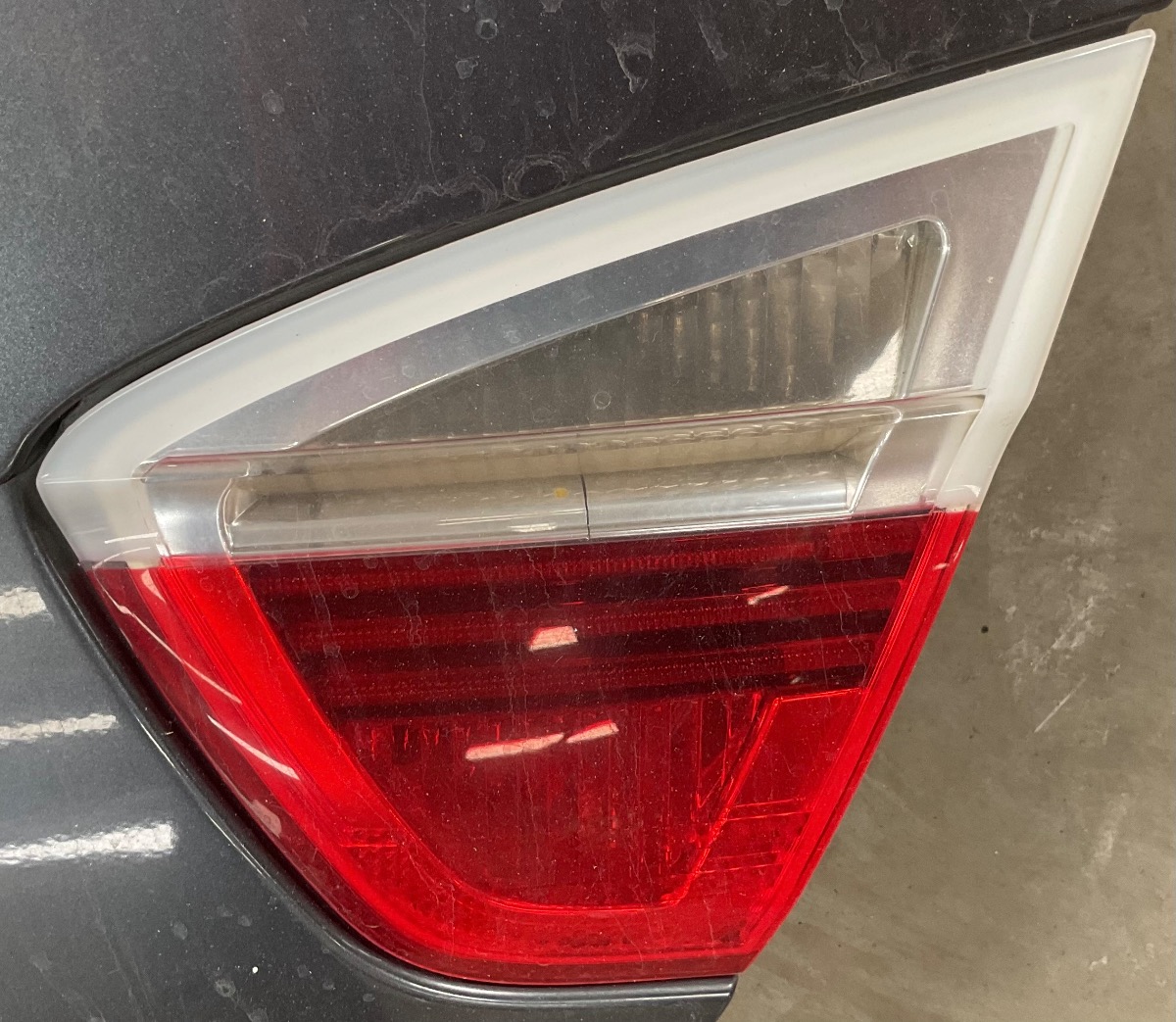 E90 Inner Right Rear Taillamp