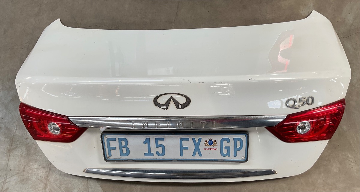 Q50 TAILGATE (SHELL)