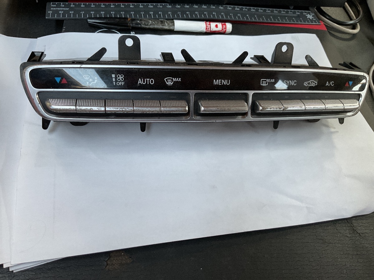 W205 HEATER CONTROLS