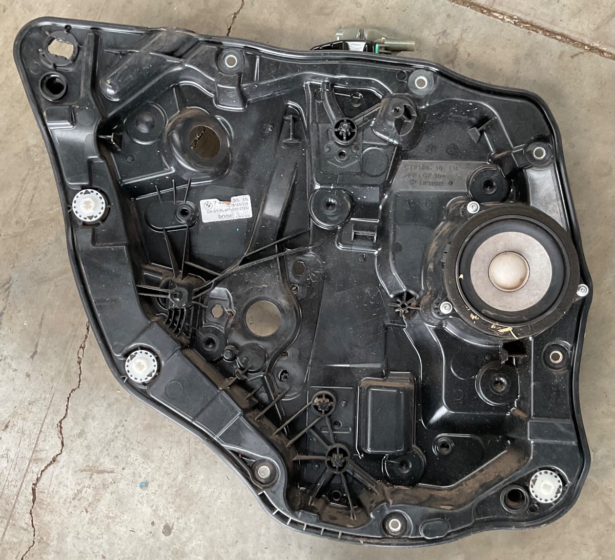 G20 LEFT REAR WINDOW MECH