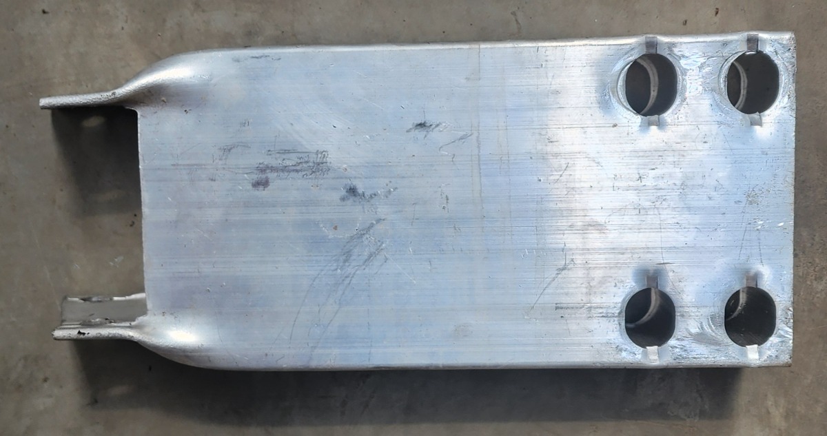 W205 RIGHT FRONT CHASSIS LEG EXTENTION