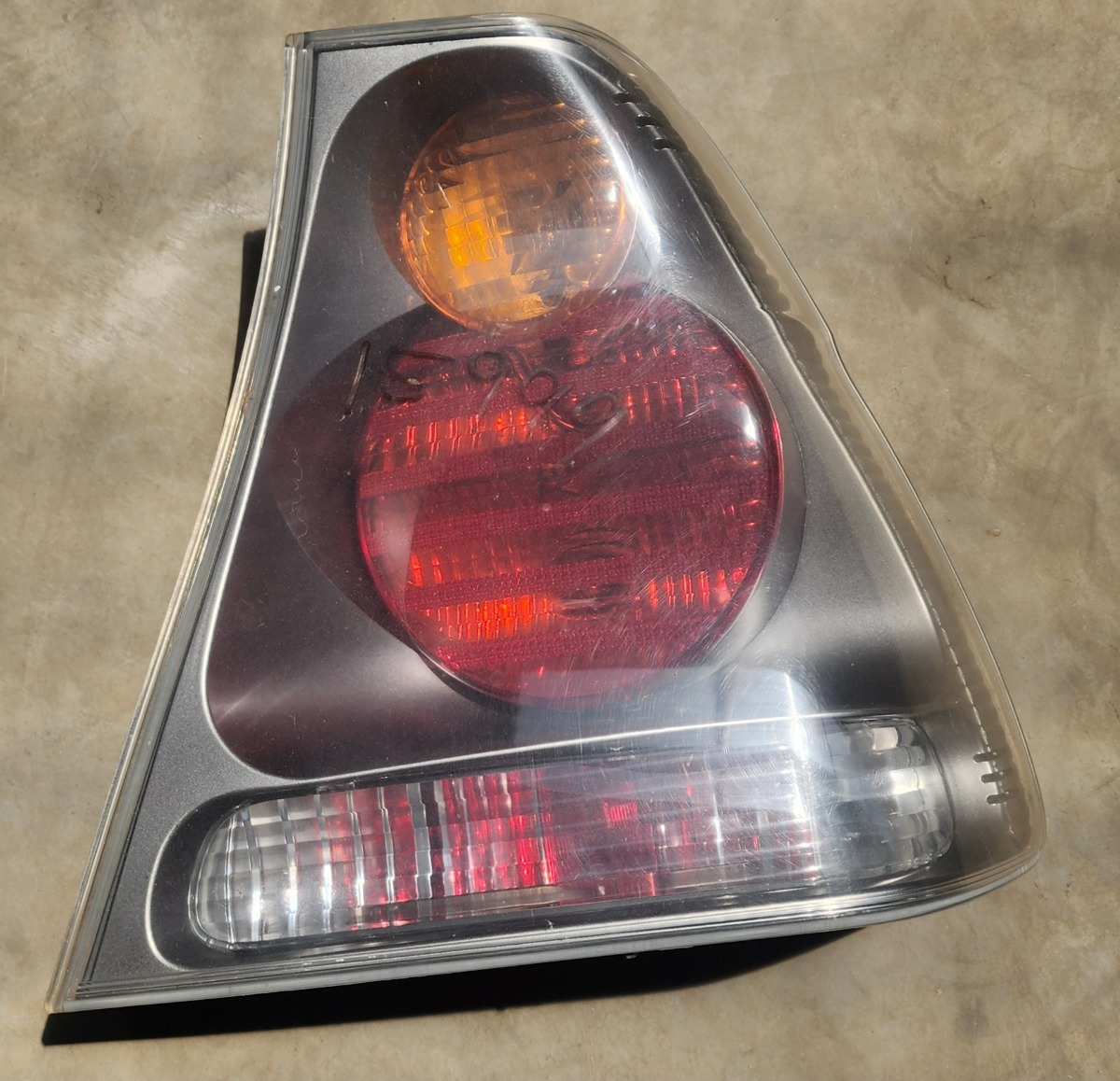 E46 TI RIGHT TAIL LIGHT