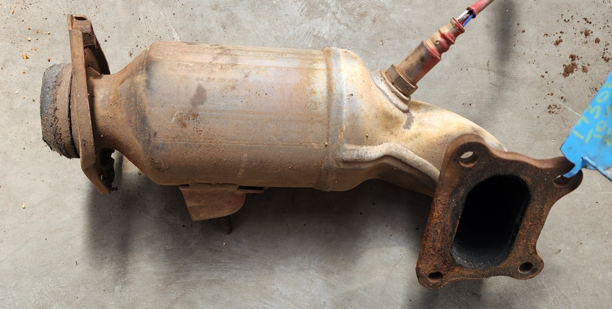 ETIOS EXHAUST MANIFOLD