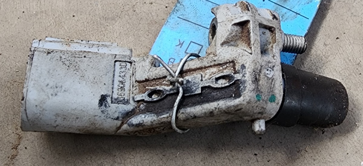 A4 B8 2.0TDI CAG CRANK POSITION SENSOR