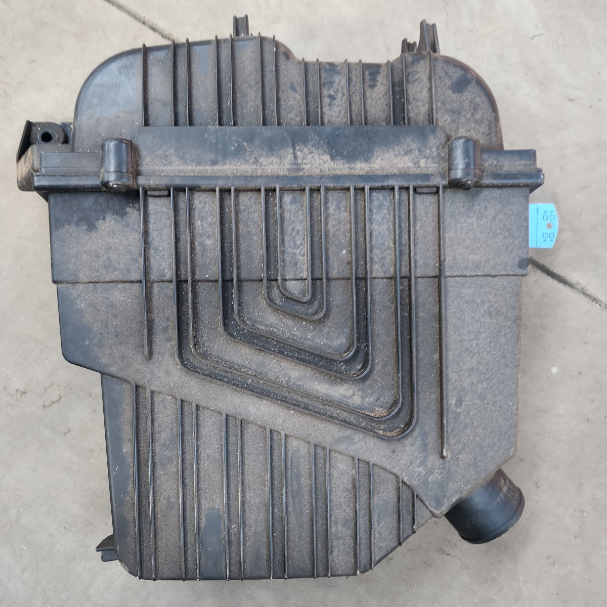 NP200 Air Cleaner Housing Cpl
