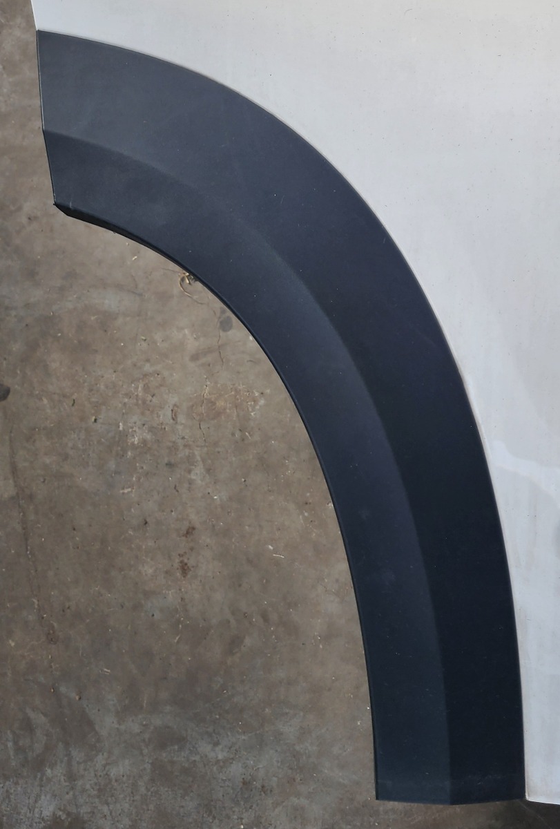 KIGER RIGHT REAR DOOR ARCH